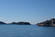  on dépasse l'ile de KéKova